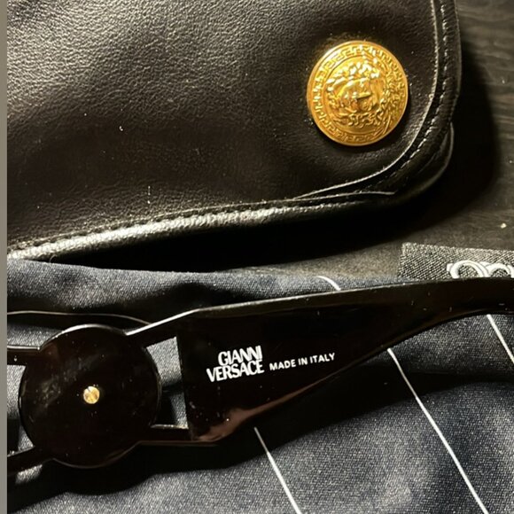 Vintage Gianni Versace Biggie Mod 424 Sunglasses with Leather Case - Picture 4 of 4